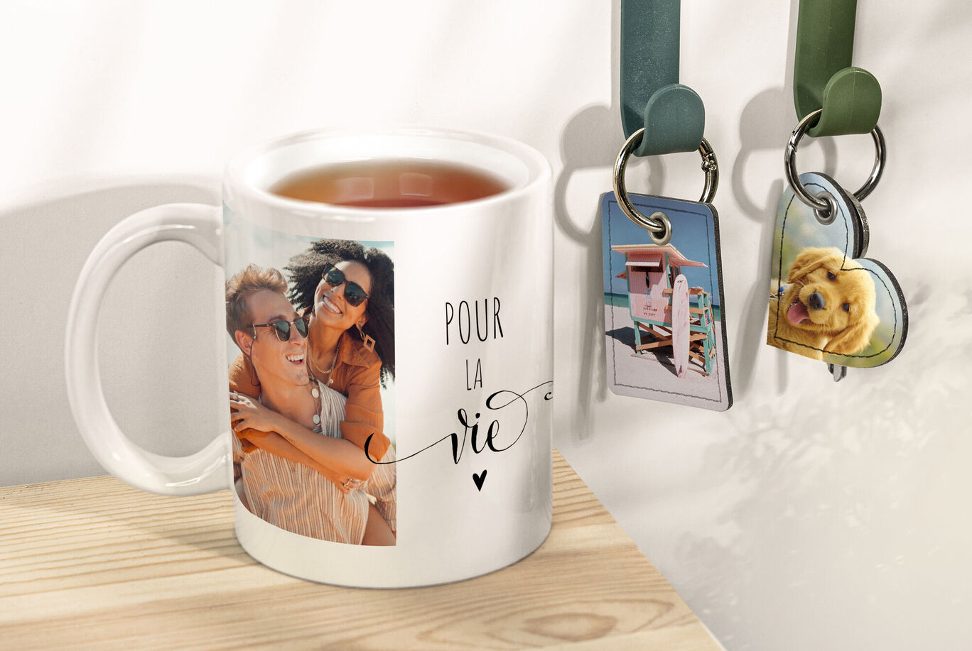 Tasse avec une photo de deux personnes et l'inscription 'Pour la vie'.